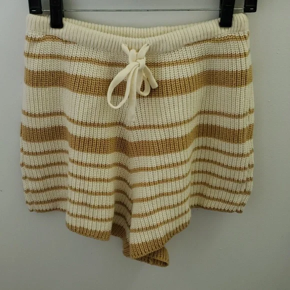 Sabo Knit Shorts Size Medium Cream and Tan - Picture 2 of 7
